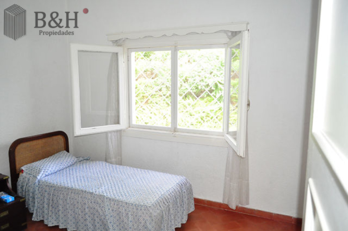 Casa ID.6620 - Casa ubicada en Cantegril con lindo terreno