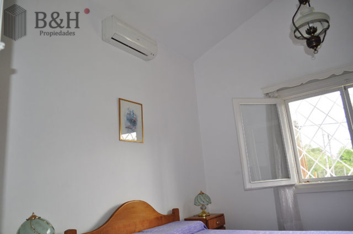 Casa ID.6620 - Casa ubicada en Cantegril con lindo terreno