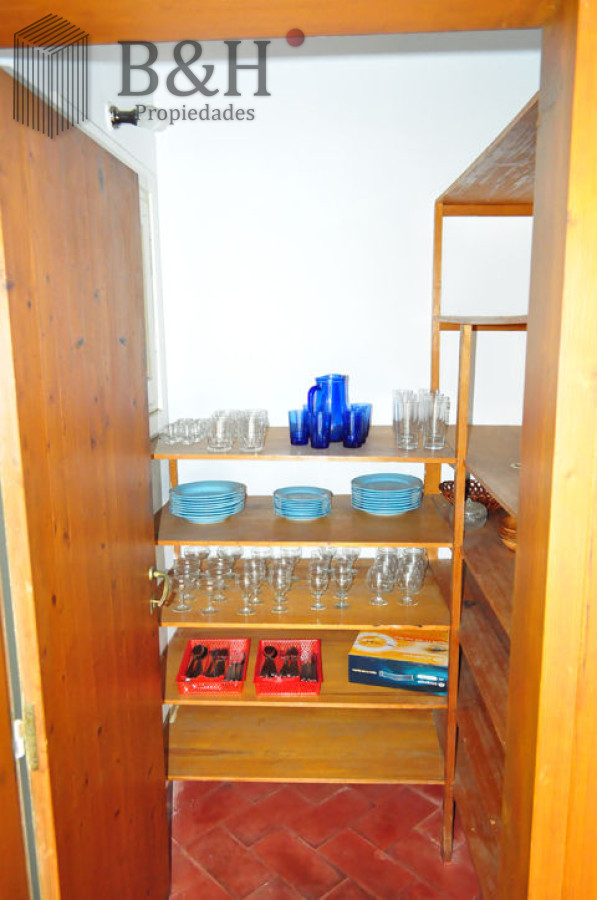 Casa ID.6620 - Casa ubicada en Cantegril con lindo terreno