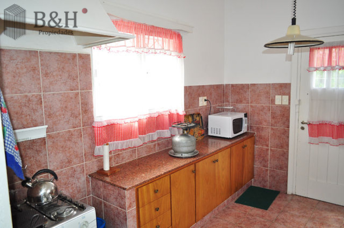 Casa ID.6620 - Casa ubicada en Cantegril con lindo terreno