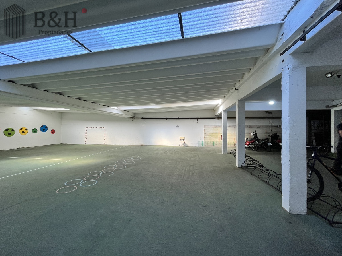 Local Comercial ID.2218 - GRAN LOCAL EN VENTA