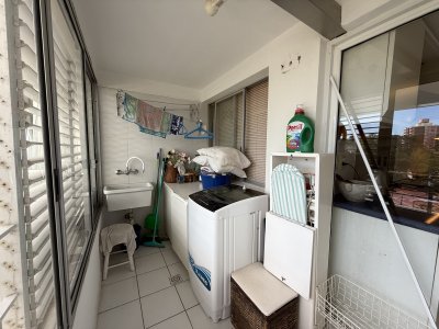 Apartamento 3 dormitorios sobre mansa - APH2301A