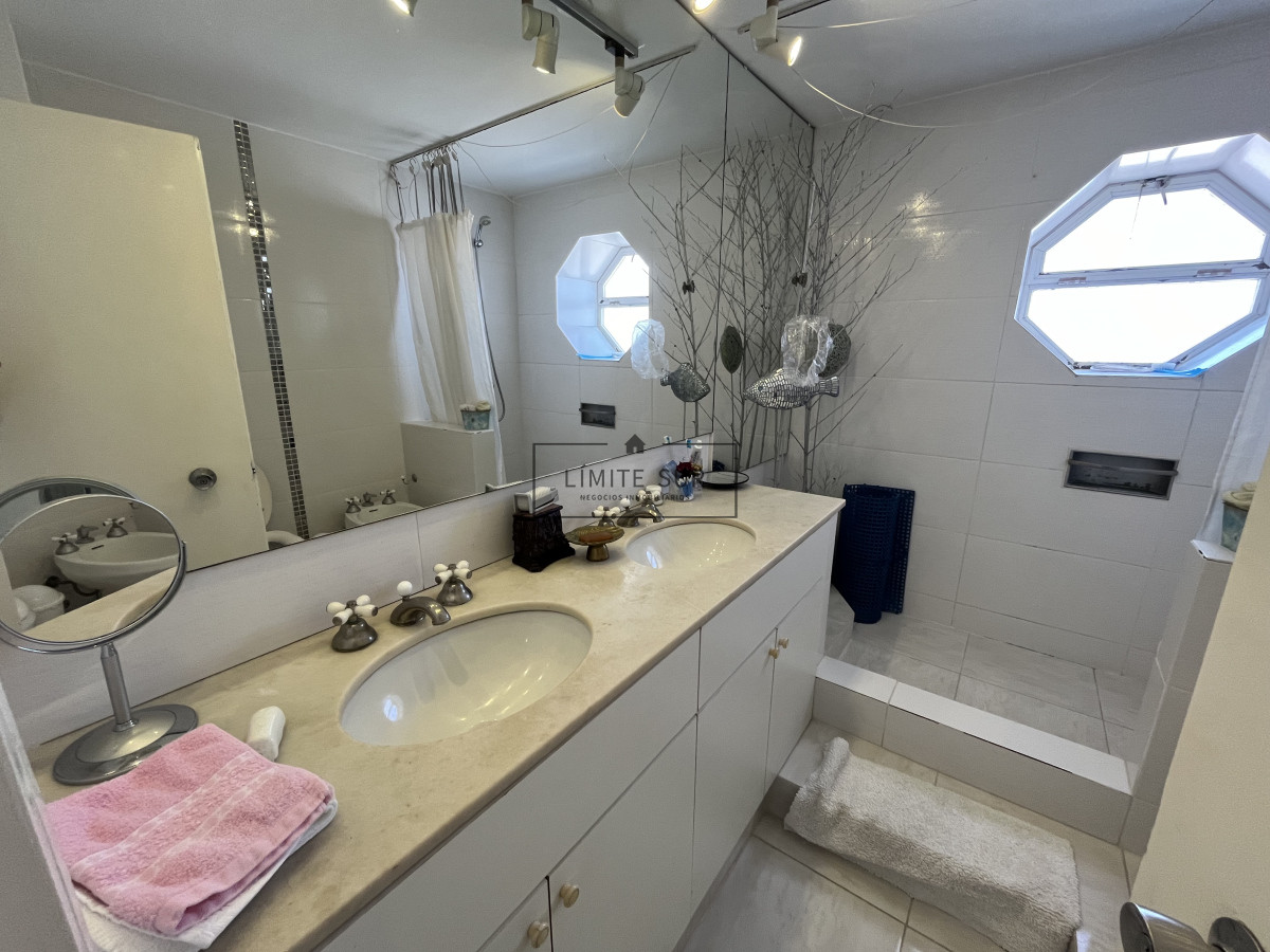 Apartamento ID.133 - ESPECTACULAR PLANTA EN LA PENINSULA