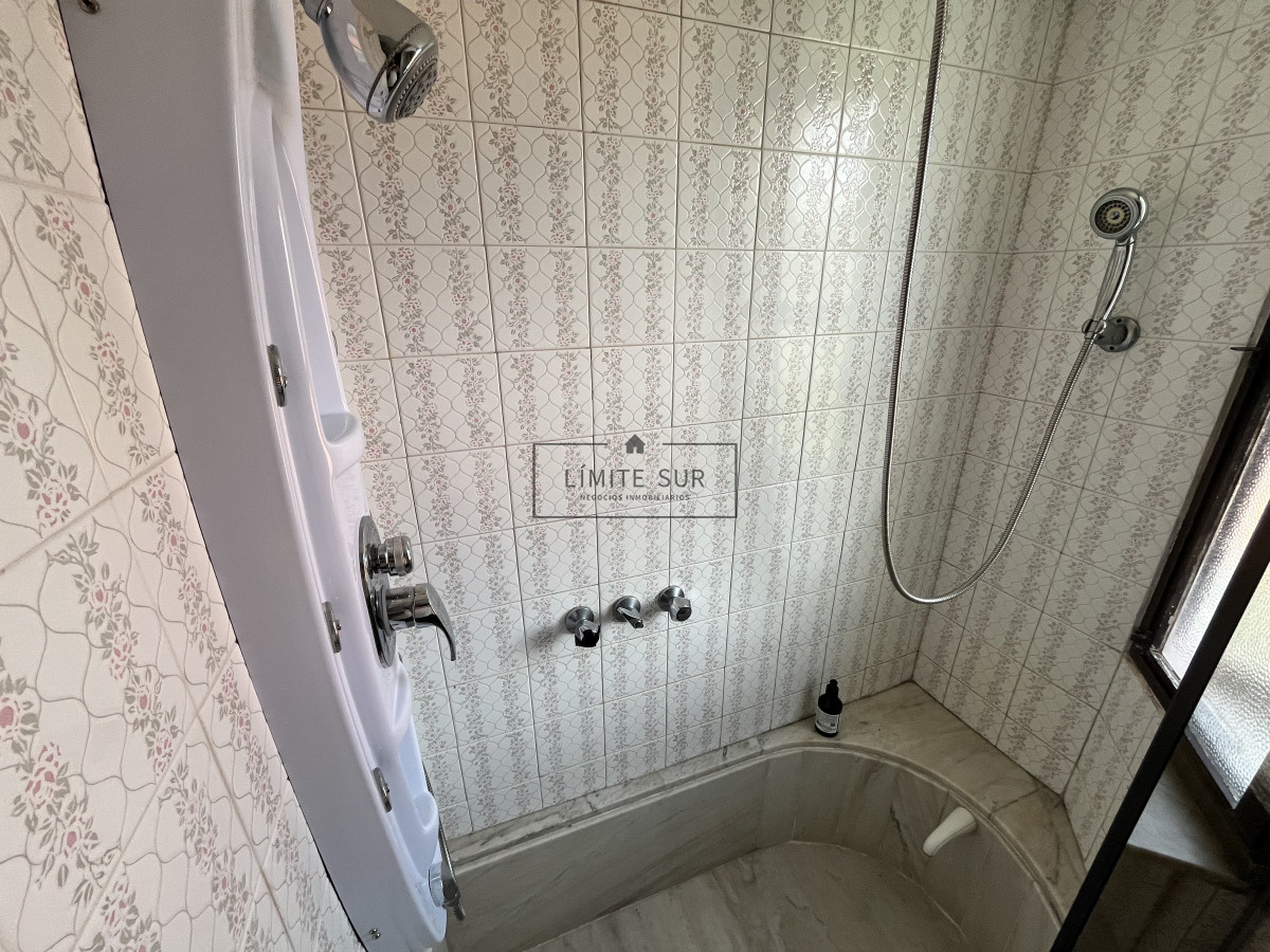 Apartamento ID.234 - Apartamento en venta en el edificio Costanera 12 playa mansa 