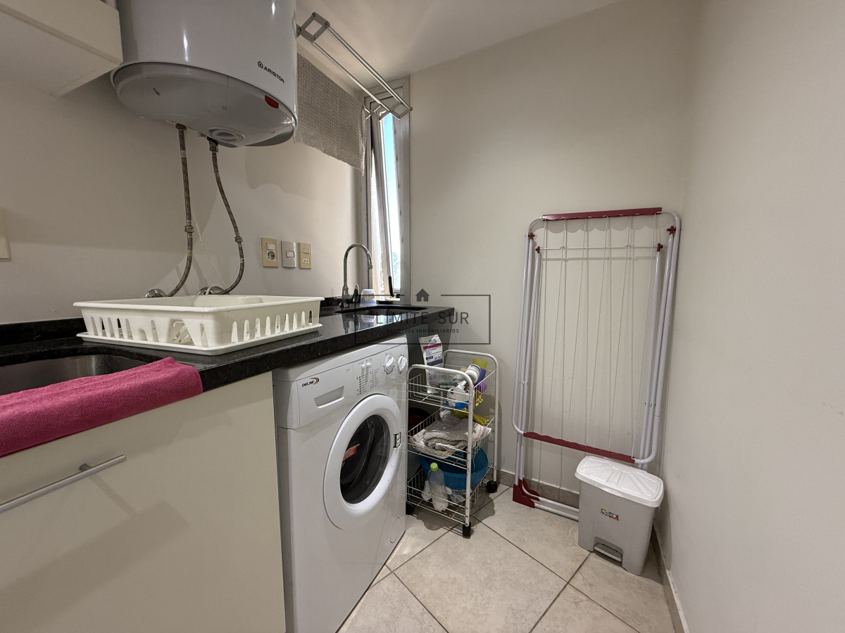 Apartamento ID.131 - edificio Torre O en playa brava.