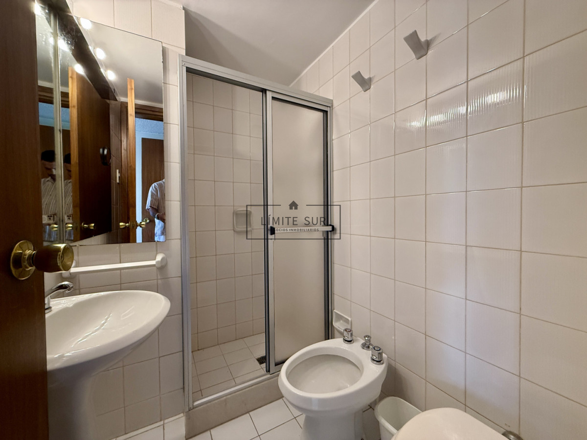 Apartamento ID.230 - Penthouse de categoría en Espigón  Rambla General Artigas