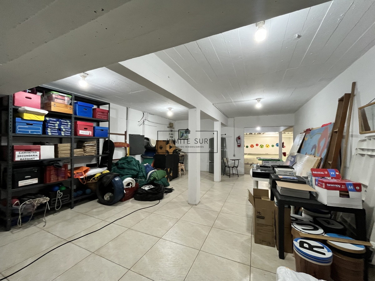 Local Comercial ID.126 - GRAN LOCAL EN VENTA