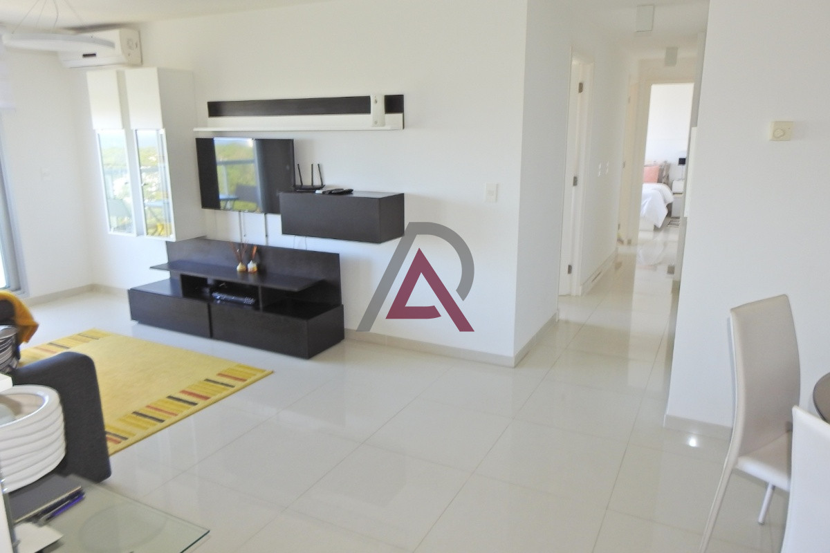 Apartamento ID.303 - VENTA APARTAMENTO 3 Dor. 2 B.- P.17 Roosevelt-PDE - 097.094.674