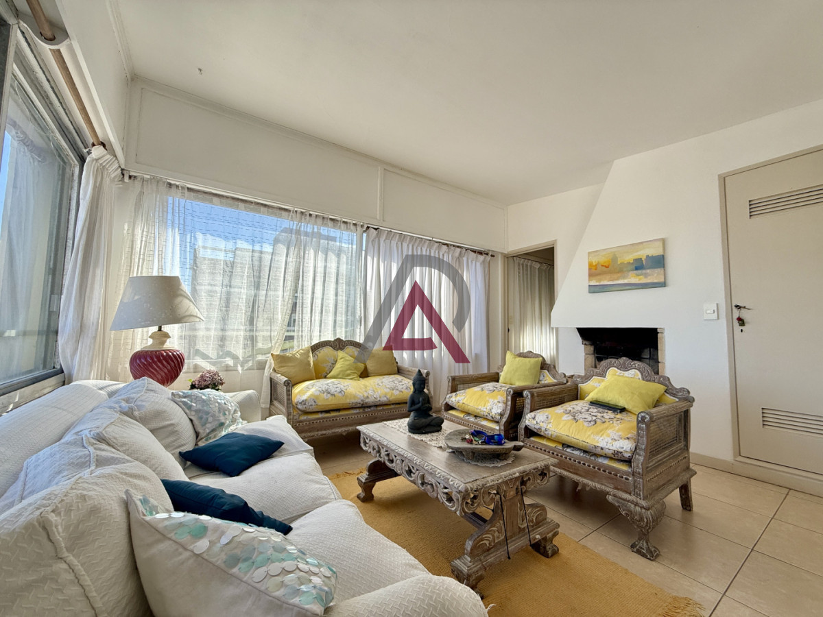 Apartamento ID.284 - Apartamento en venta  Edificio Veiramar  Calle 24 y 30