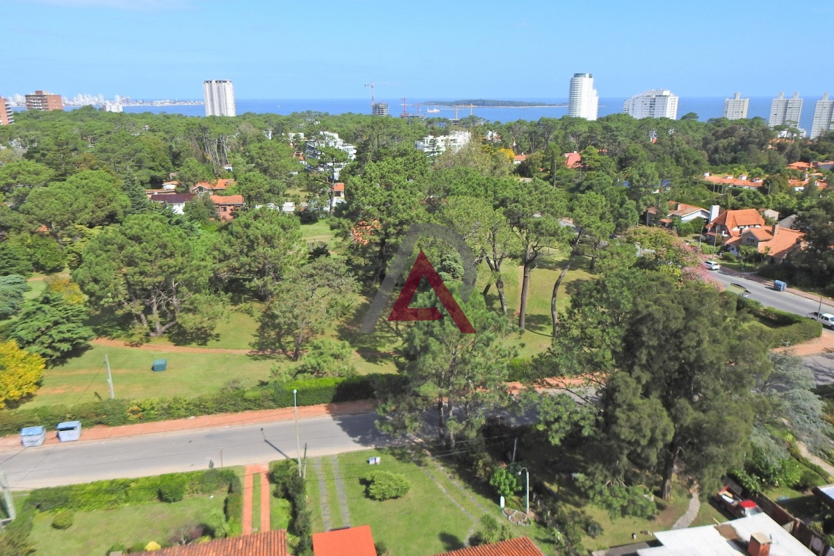 Apartamento ID.303 - VENTA APARTAMENTO 3 Dor. 2 B.- P.17 Roosevelt-PDE - 097.094.674