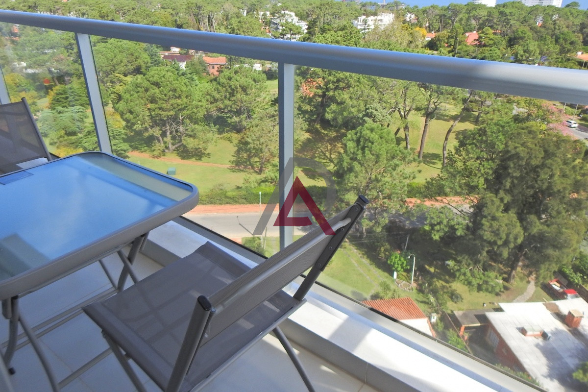 Apartamento ID.303 - VENTA APARTAMENTO 3 Dor. 2 B.- P.17 Roosevelt-PDE - 097.094.674