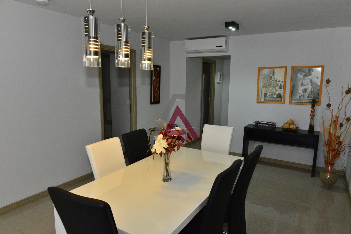 Apartamento ID.302 - APARTAMENTO CON EXCELENTES SERVICIOS