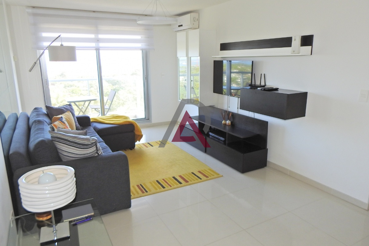 Apartamento ID.303 - VENTA APARTAMENTO 3 Dor. 2 B.- P.17 Roosevelt-PDE - 097.094.674