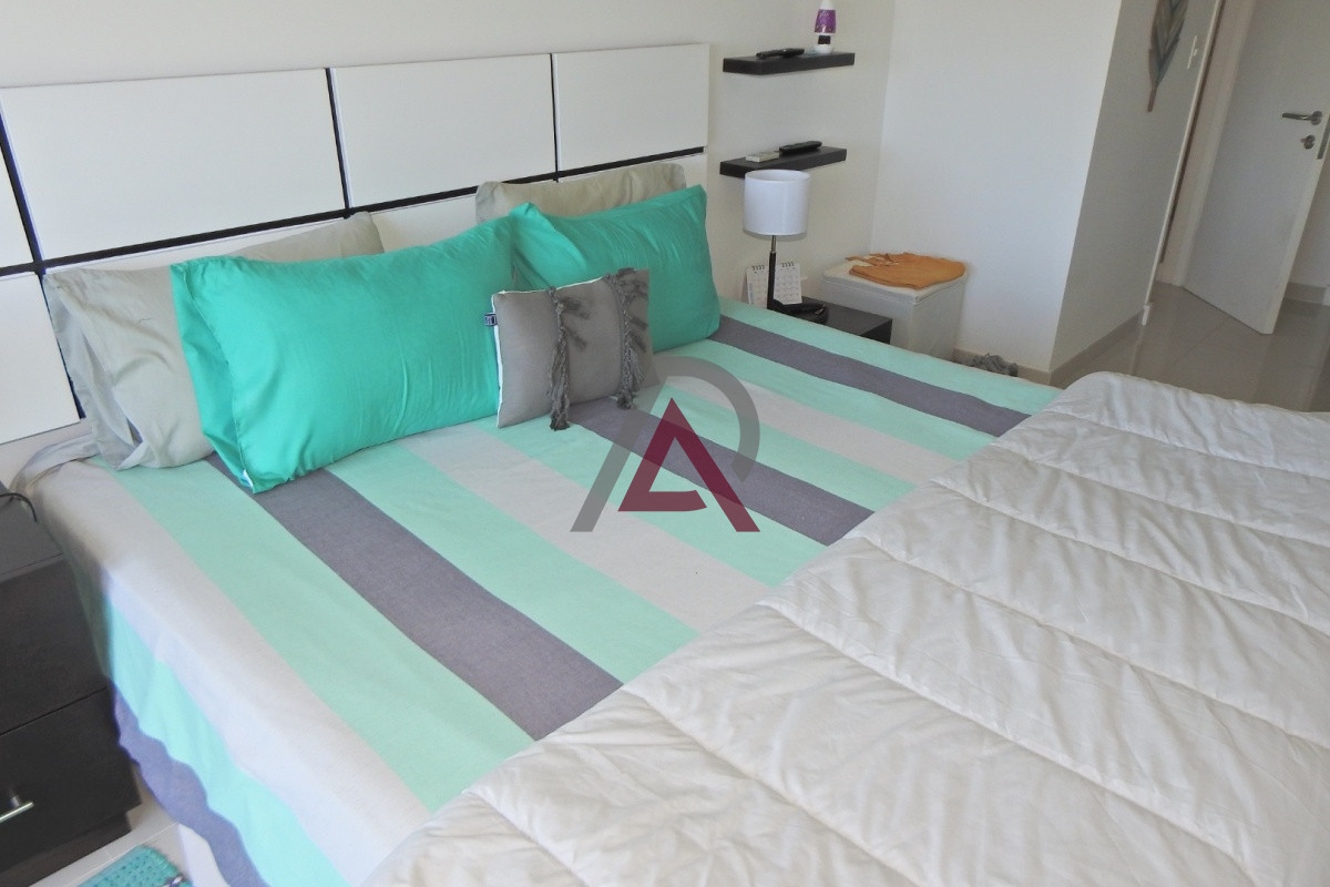 Apartamento ID.303 - VENTA APARTAMENTO 3 Dor. 2 B.- P.17 Roosevelt-PDE - 097.094.674
