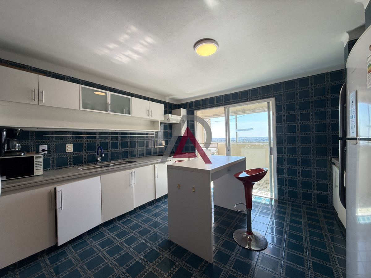 Apartamento ID.290 - Venta de Apartamento  Parquemar Bosque  Parada 15 de Av. Roosevelt, Punta del Este