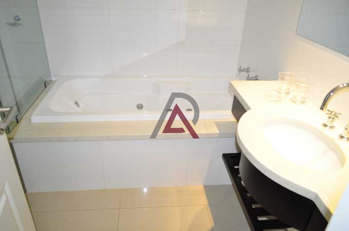 Apartamento ID.246 - VENTA y ALQUILER APARTAMENTO 3 Dorm - BRAVA