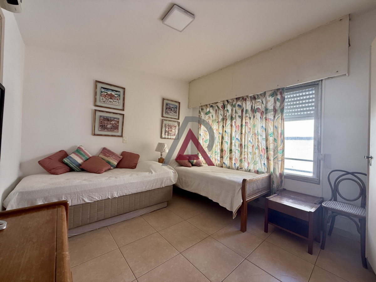 Apartamento ID.284 - Apartamento en venta  Edificio Veiramar  Calle 24 y 30