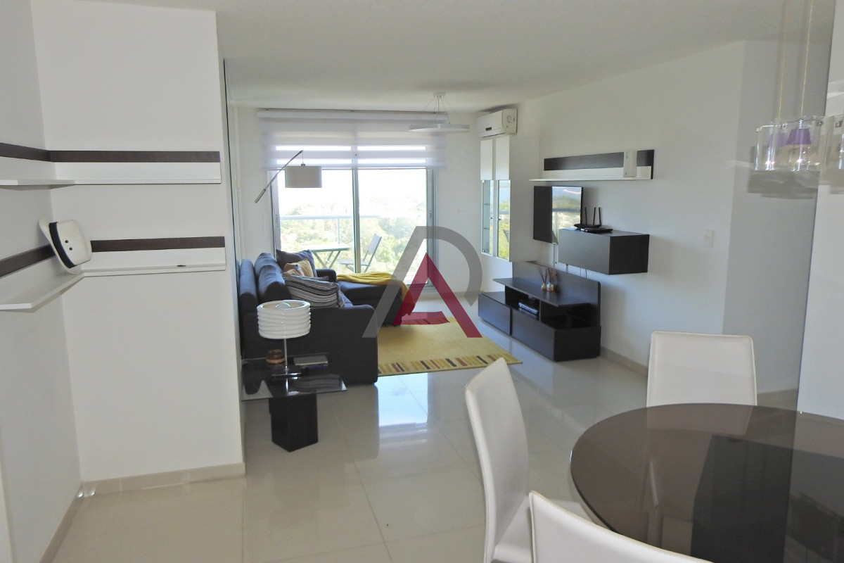 Apartamento ID.303 - VENTA APARTAMENTO 3 Dor. 2 B.- P.17 Roosevelt-PDE - 097.094.674