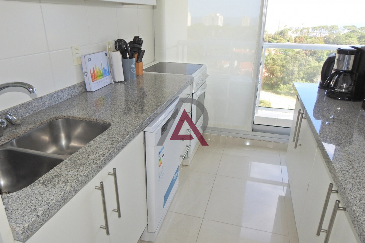 Apartamento ID.303 - VENTA APARTAMENTO 3 Dor. 2 B.- P.17 Roosevelt-PDE - 097.094.674