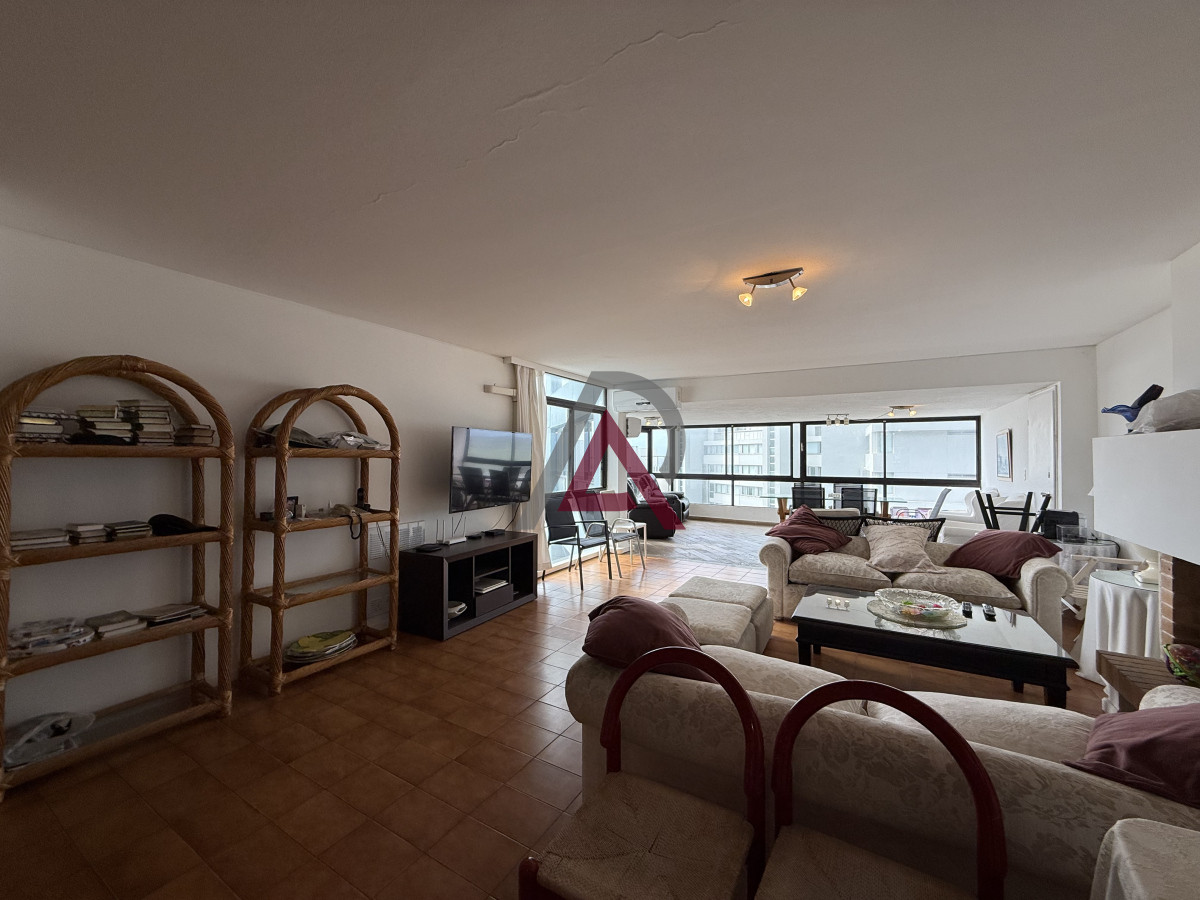 Apartamento ID.207 - EDIFICIO AMPLIA PLANTA EN PENINSULA