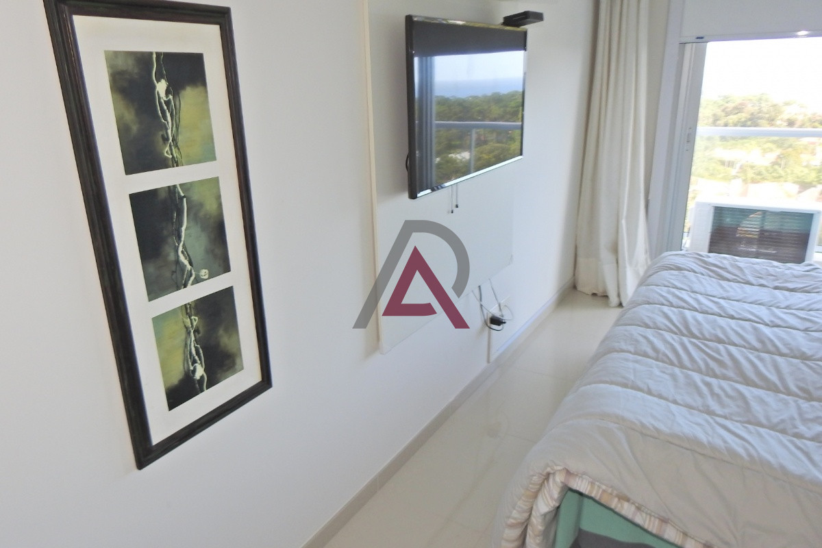 Apartamento ID.303 - VENTA APARTAMENTO 3 Dor. 2 B.- P.17 Roosevelt-PDE - 097.094.674