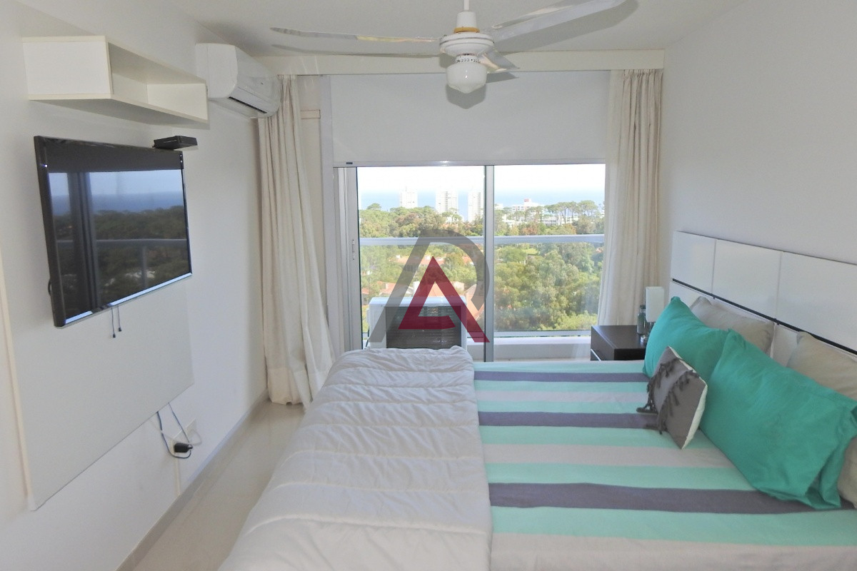 Apartamento ID.303 - VENTA APARTAMENTO 3 Dor. 2 B.- P.17 Roosevelt-PDE - 097.094.674