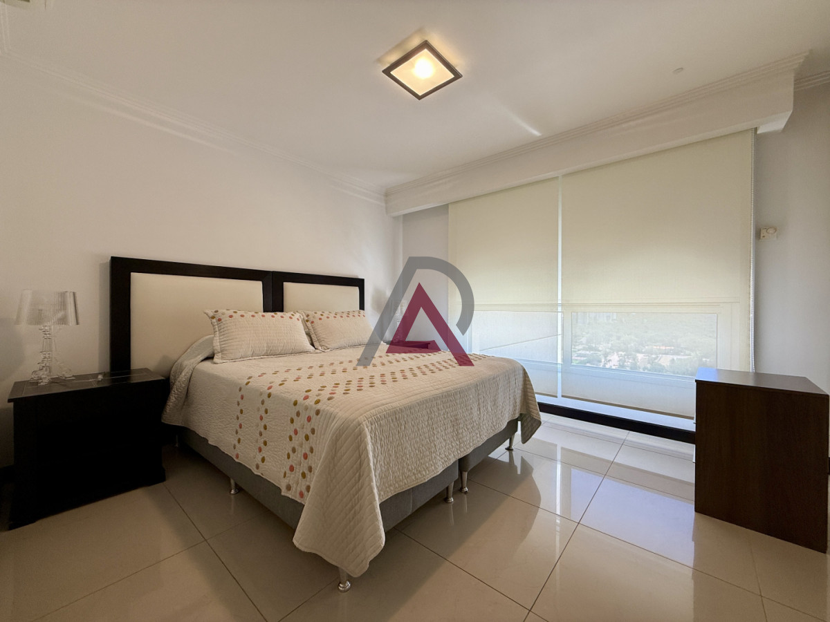 Apartamento ID.246 - VENTA y ALQUILER APARTAMENTO 3 Dorm - BRAVA