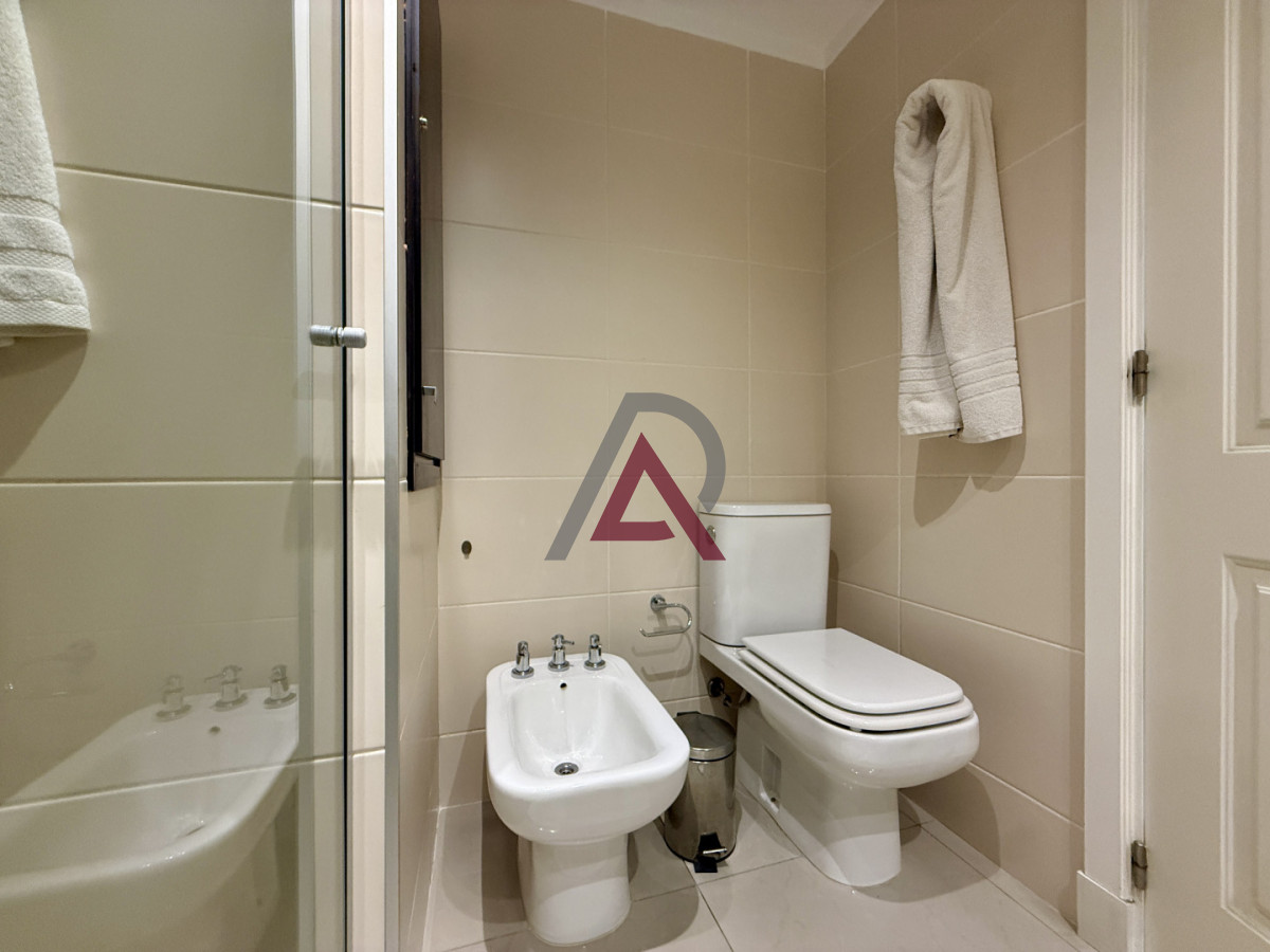 Apartamento ID.246 - VENTA y ALQUILER APARTAMENTO 3 Dorm - BRAVA
