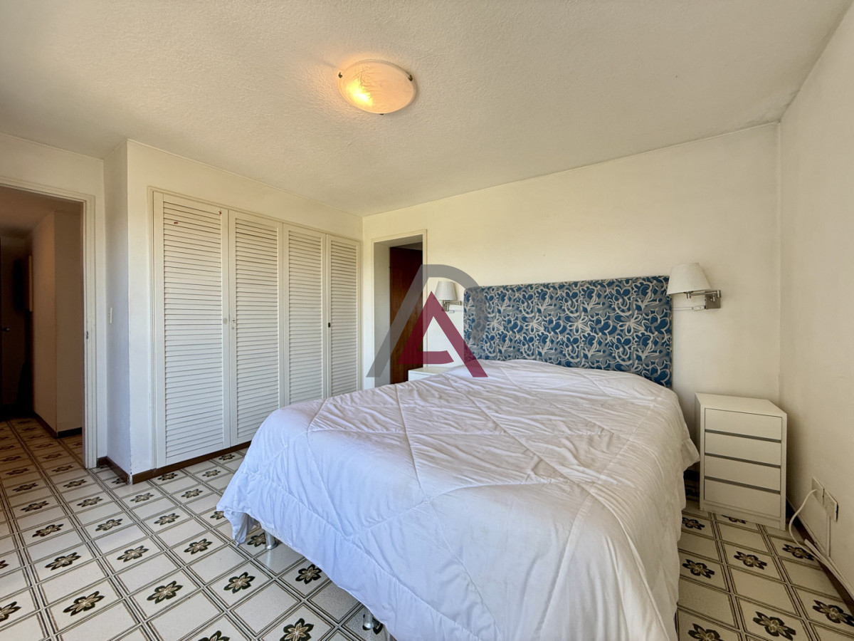 Apartamento ID.290 - Venta de Apartamento  Parquemar Bosque  Parada 15 de Av. Roosevelt, Punta del Este