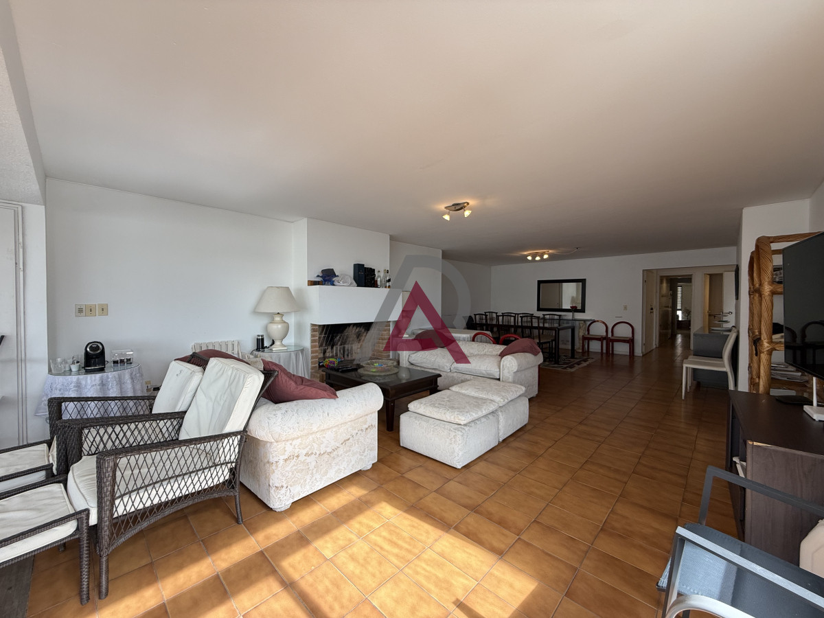 Apartamento ID.207 - EDIFICIO AMPLIA PLANTA EN PENINSULA
