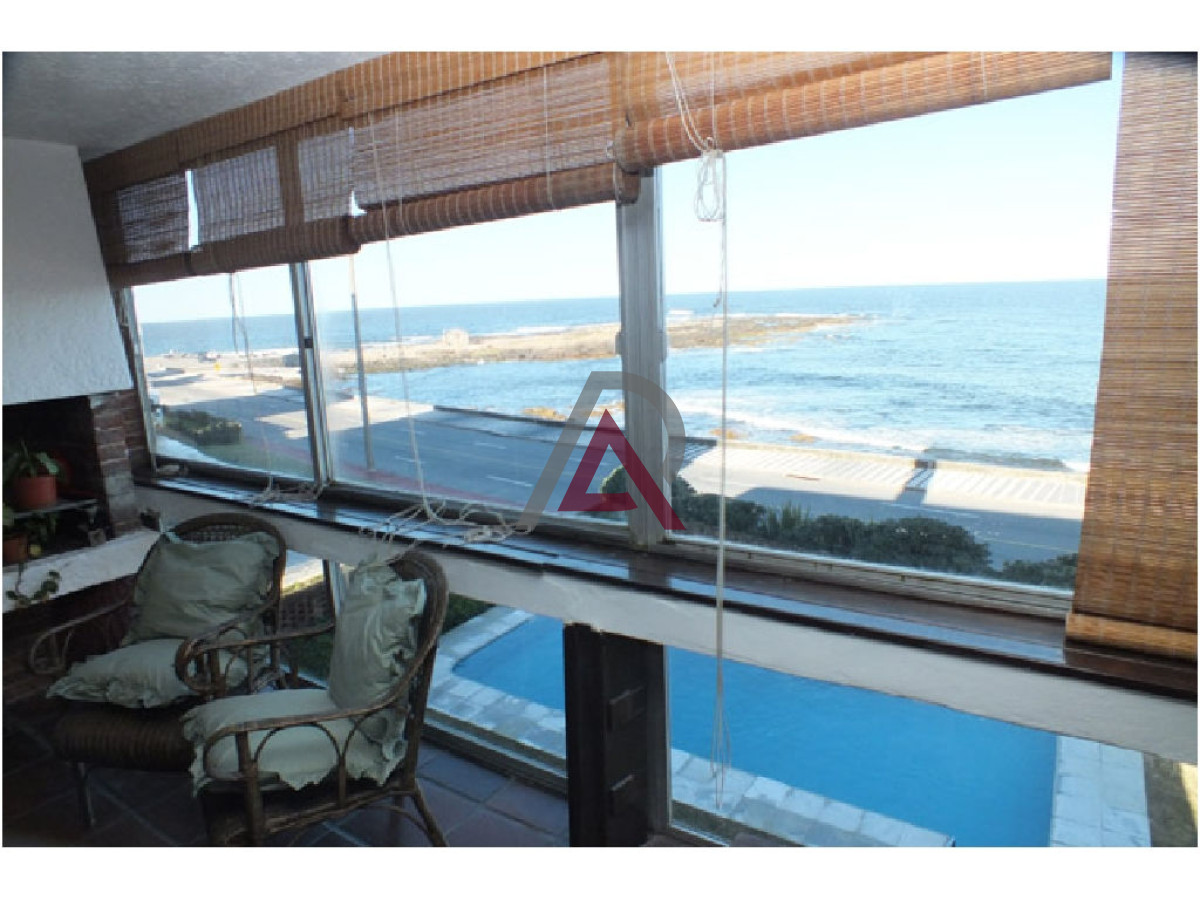 Apartamento ID.265 - VENTA APARTAMENTO en PDE. - Frente al mar. - Península