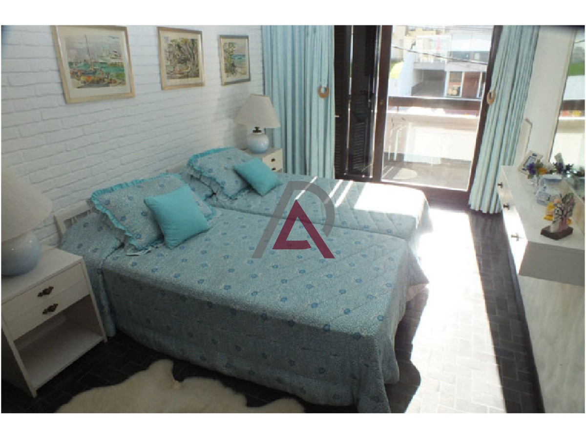 Apartamento ID.265 - VENTA APARTAMENTO en PDE. - Frente al mar. - Península