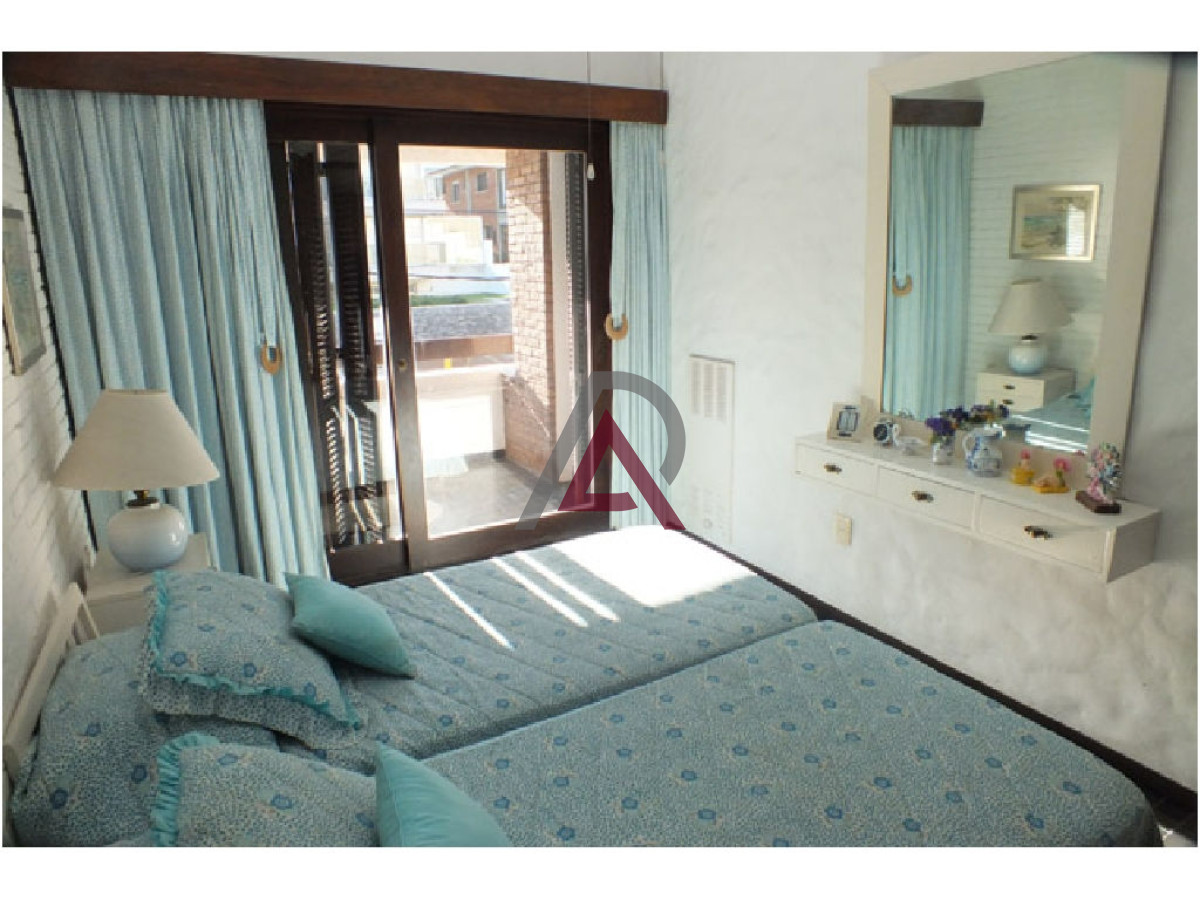 Apartamento ID.265 - VENTA APARTAMENTO en PDE. - Frente al mar. - Península