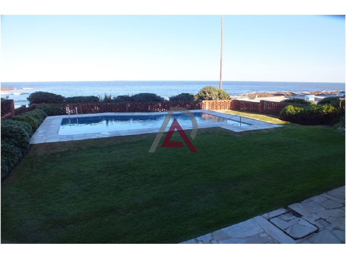 Apartamento ID.265 - VENTA APARTAMENTO en PDE. - Frente al mar. - Península
