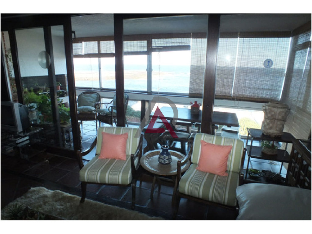 Apartamento ID.265 - VENTA APARTAMENTO en PDE. - Frente al mar. - Península