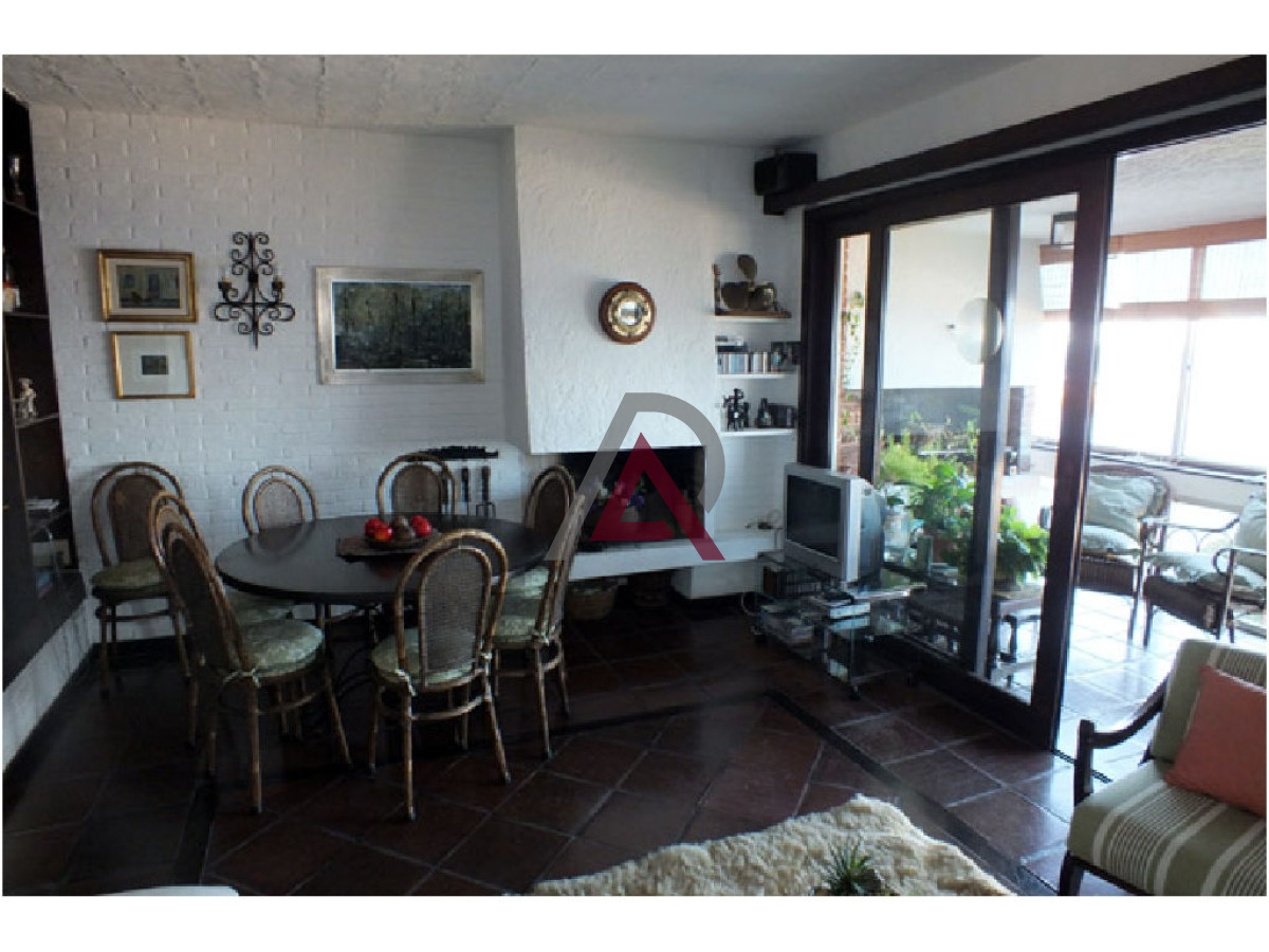 Apartamento ID.265 - VENTA APARTAMENTO en PDE. - Frente al mar. - Península