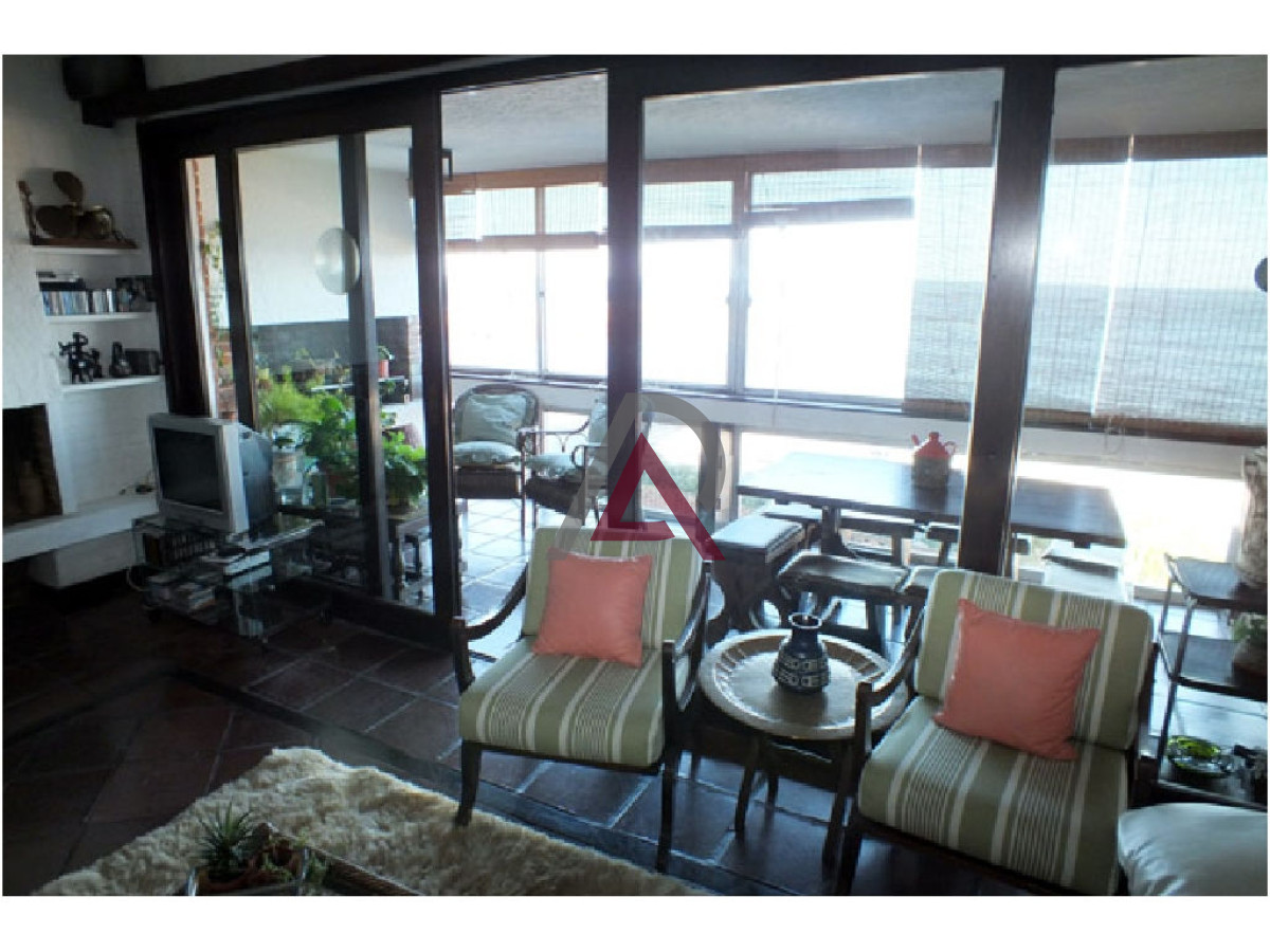 Apartamento ID.265 - VENTA APARTAMENTO en PDE. - Frente al mar. - Península