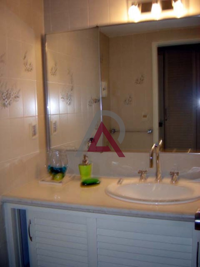 Apartamento ID.299 - VENTA APARTAMENTO EN MANSA- 3 Dorm. PDE - ALQUILER Temporada