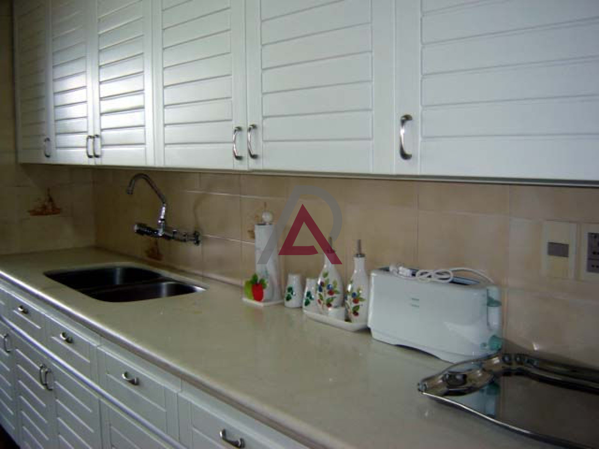 Apartamento ID.299 - VENTA APARTAMENTO EN MANSA- 3 Dorm. PDE - ALQUILER Temporada