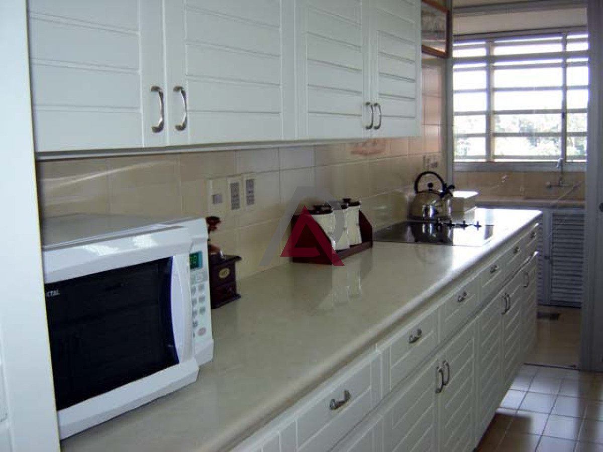 Apartamento ID.299 - VENTA APARTAMENTO EN MANSA- 3 Dorm. PDE - ALQUILER Temporada