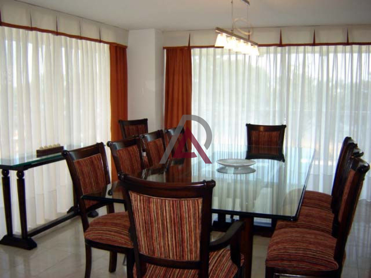 Apartamento ID.299 - VENTA APARTAMENTO EN MANSA- 3 Dorm. PDE - ALQUILER Temporada