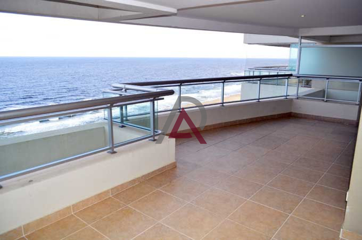 Apartamento ID.246 - VENTA y ALQUILER APARTAMENTO 3 Dorm - BRAVA