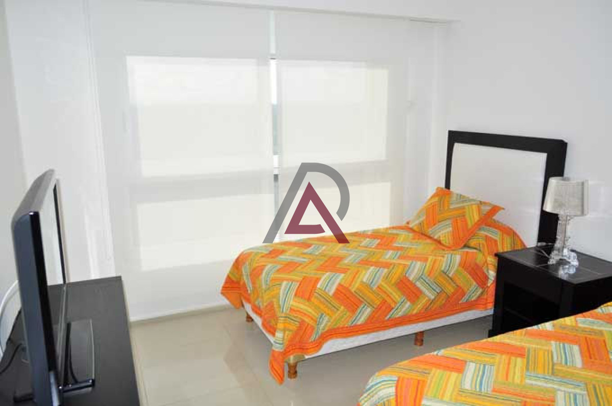 Apartamento ID.246 - VENTA y ALQUILER APARTAMENTO 3 Dorm - BRAVA