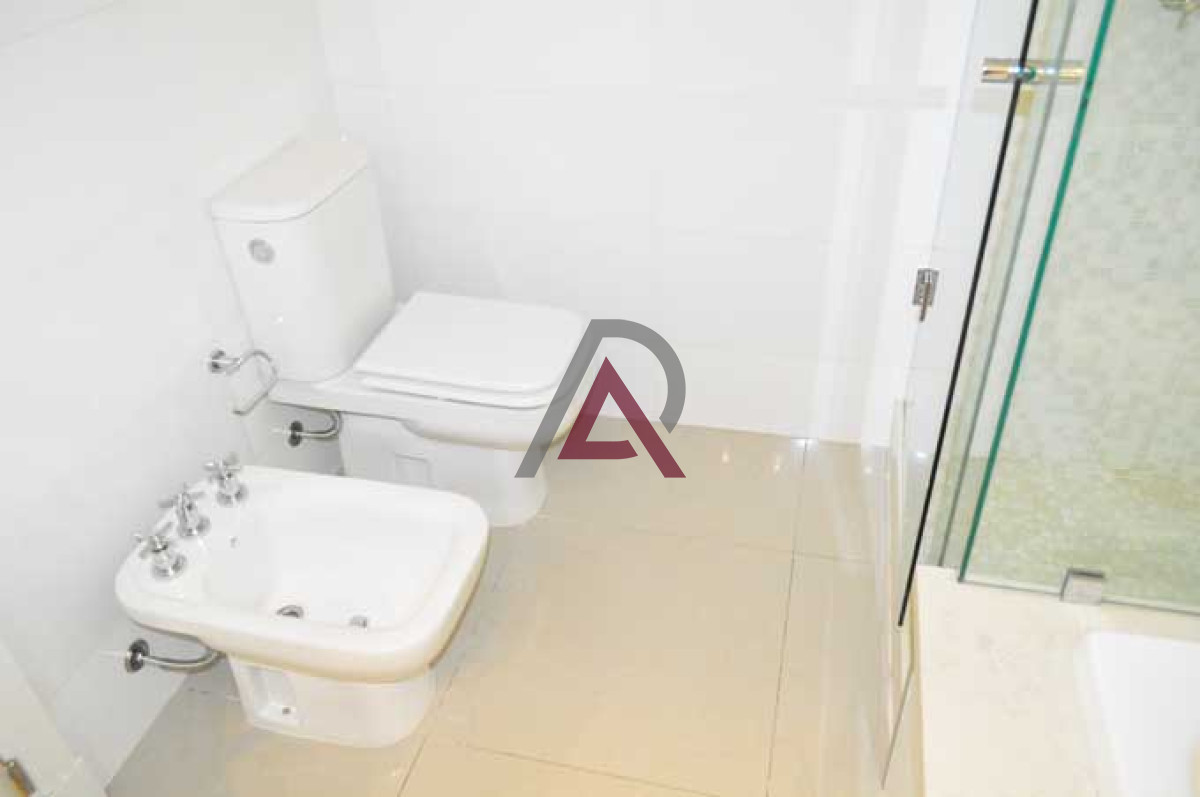 Apartamento ID.246 - VENTA y ALQUILER APARTAMENTO 3 Dorm - BRAVA