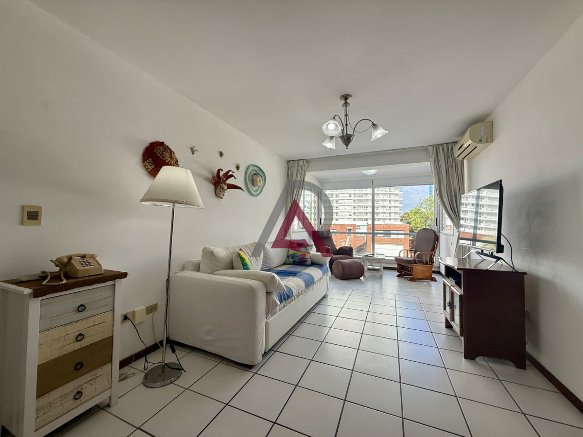 Apartamento ID.289 - Apartamento en venta en Edificio Cap Bretón  Av. Roosevelt y Av. Biarritz