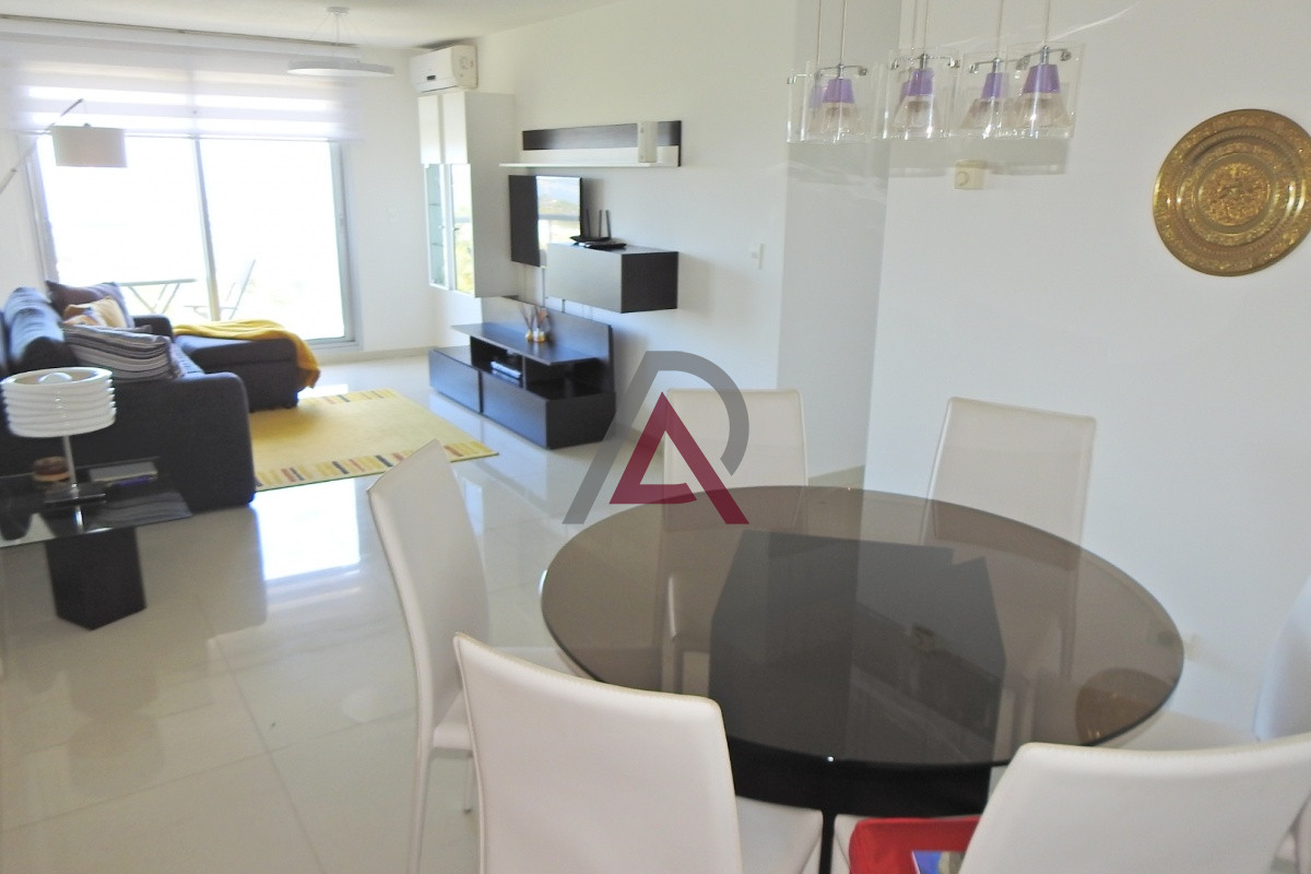 Apartamento ID.303 - VENTA APARTAMENTO 3 Dor. 2 B.- P.17 Roosevelt-PDE - 097.094.674