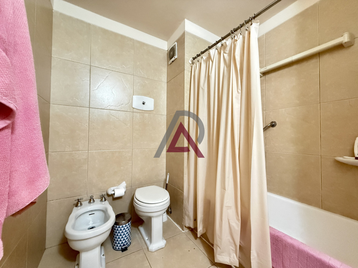 Apartamento ID.284 - Apartamento en venta  Edificio Veiramar  Calle 24 y 30