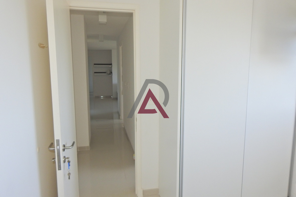 Apartamento ID.303 - VENTA APARTAMENTO 3 Dor. 2 B.- P.17 Roosevelt-PDE - 097.094.674