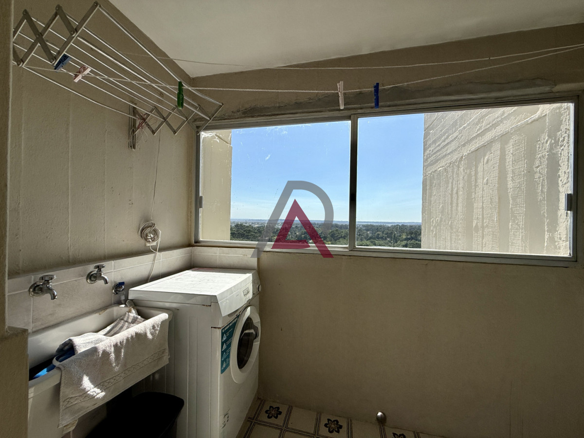 Apartamento ID.290 - Venta de Apartamento  Parquemar Bosque  Parada 15 de Av. Roosevelt, Punta del Este