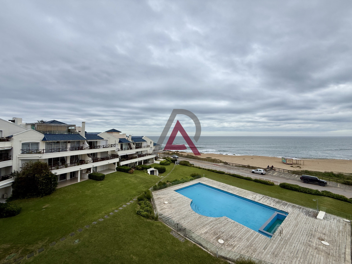 Apartamento ID.305 - VENTA APARTAMENTO 3 Dorm. - MANANTIALES - PDE. 